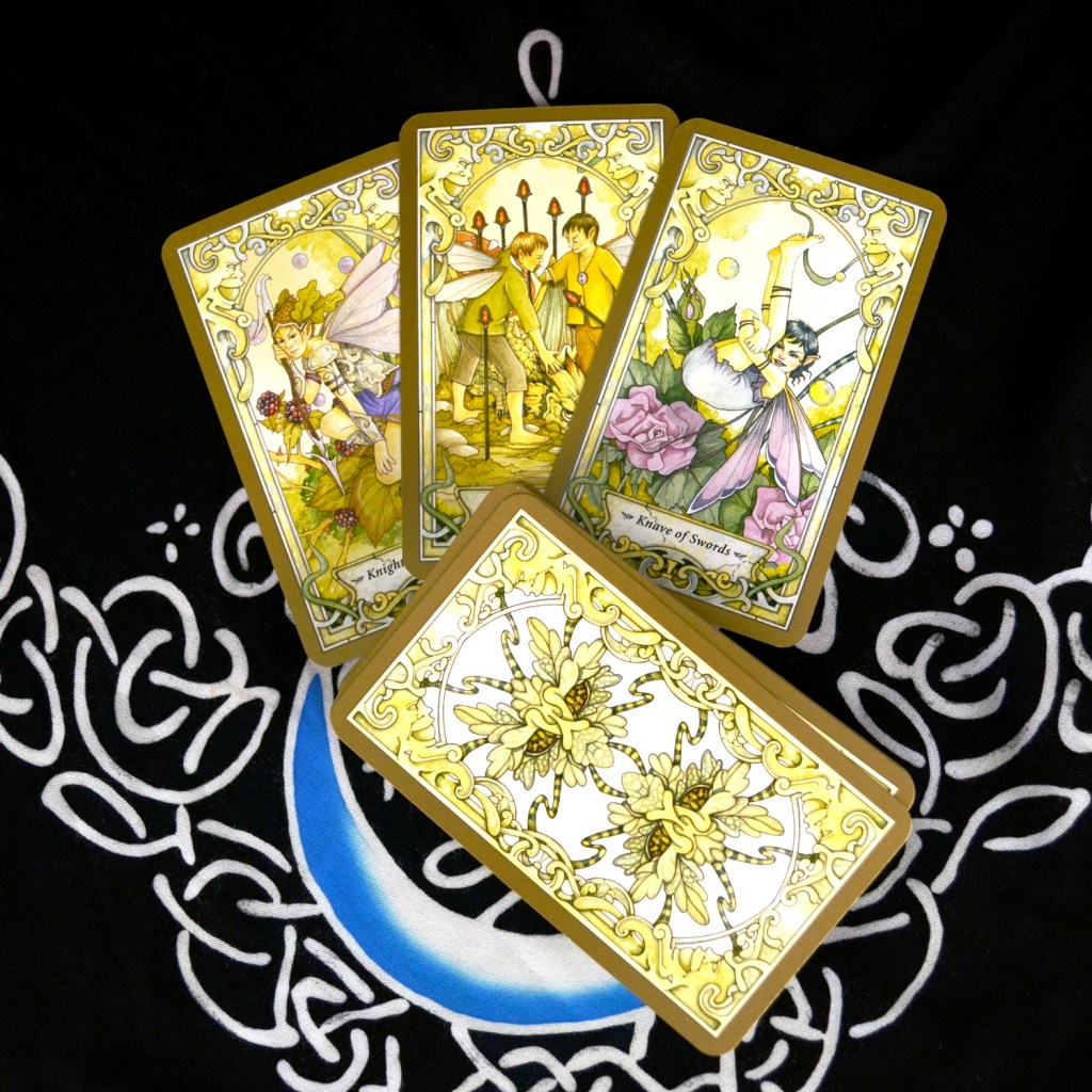 Mystic Faerie Tarot (Moore/Ravencroft)