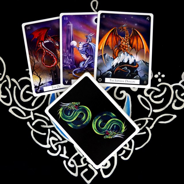 Imperial Dragon Oracle (Baggot/Pracownik)